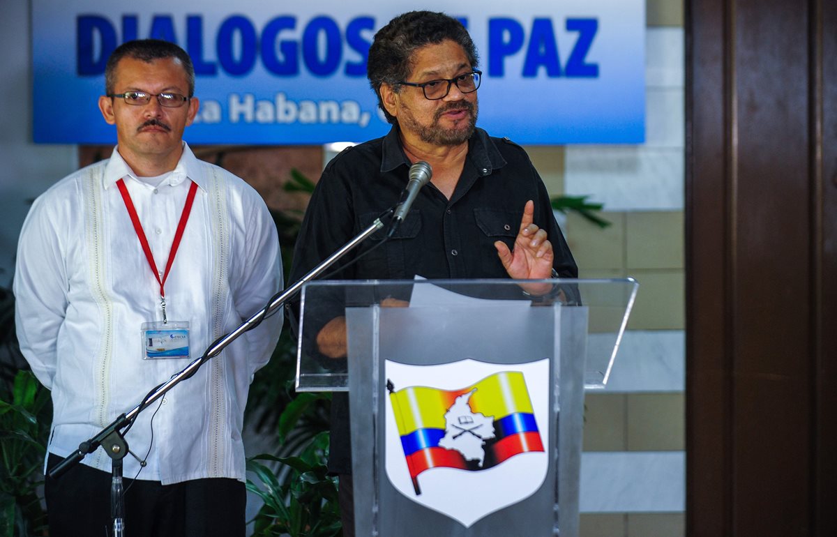 Líderes de las Farc y Gobierno de Colombia blindan jurídicamente el proceso de paz de ese país. (Foto Prensa Libre: AFP).