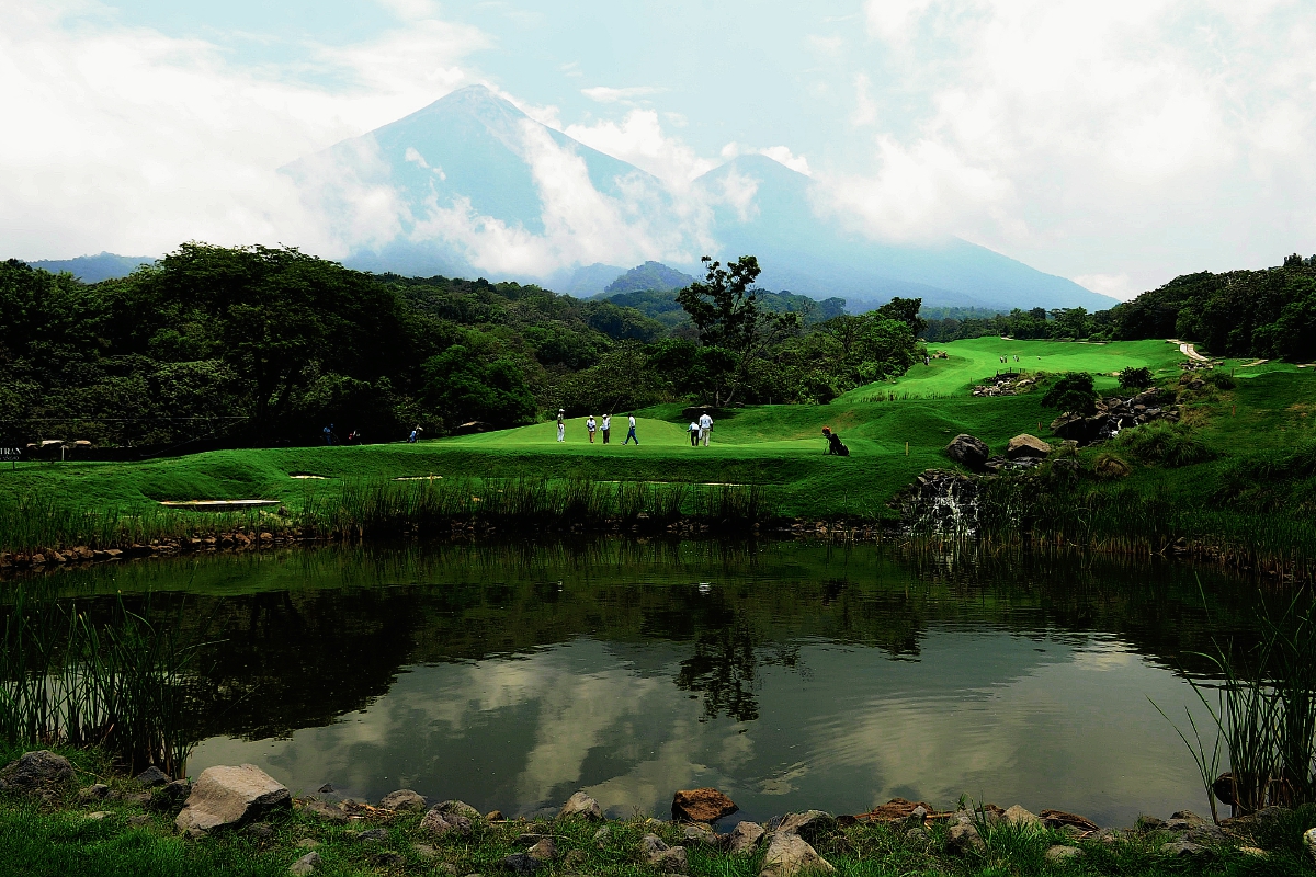 El par 72 del Fuego Maya es el escenario del torneo del PGA Tour que se juega en Guatemala. (Foto Prensa Libre: Óscar Felipe Q.)
