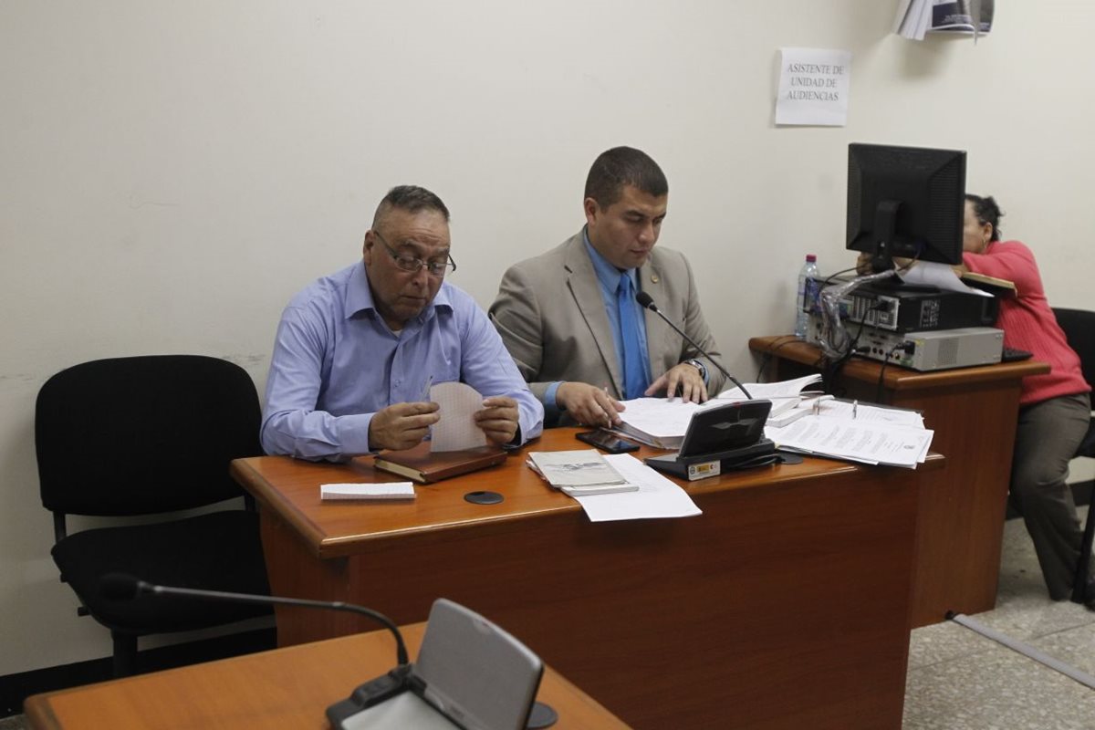 Agustín Carmelino López Alvarado durante audiencia en el Tribunal Quinto de Sentencia Penal. (Foto Prensa Libre: Paulo Raquec)
