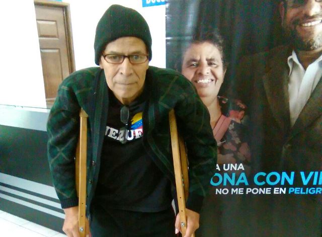 Vidal Gutiérrez lleva dos meses sin recibir medicamento para tratar un cáncer pulmonar. (Foto Prensa Libre: Cortesía)