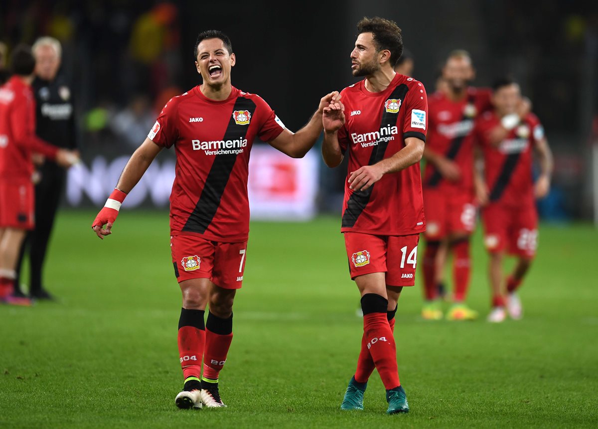 "Chicharito" volvió a marcar con el Leverkusen este sábado. (Foto Prensa Libre: AFP)