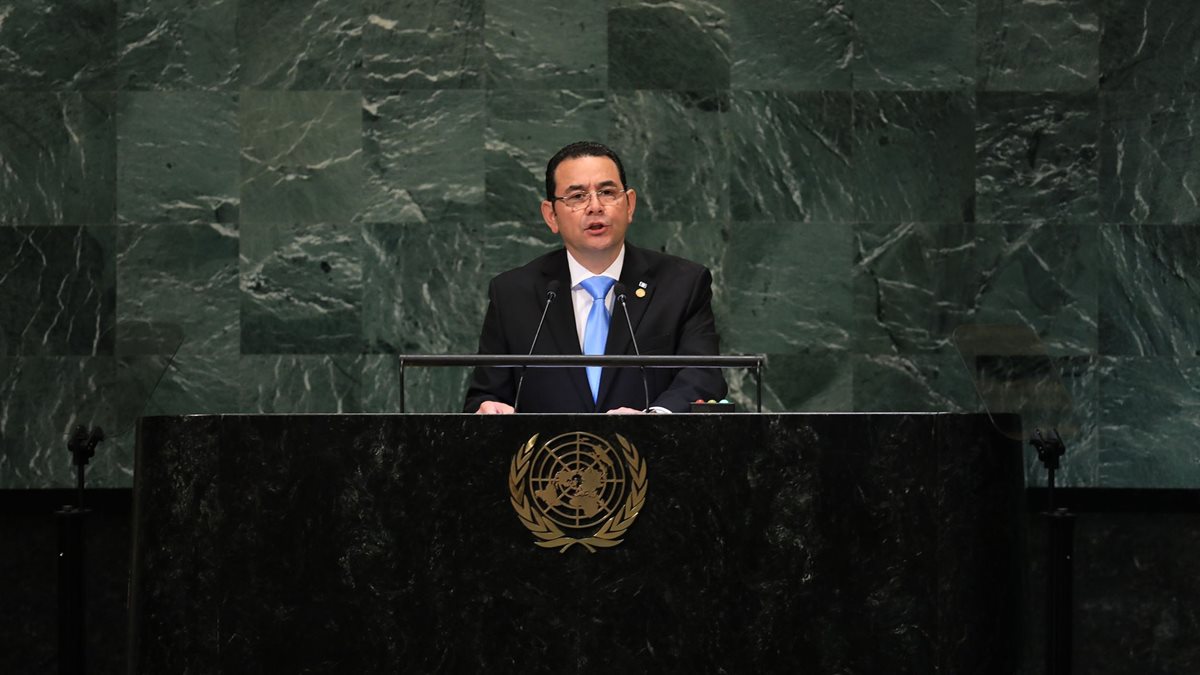 El presidente Jimmy Morales da su discurso ante los jefes de Estado presentes en la asamblea de la ONU. (Foto Prensa Libre: Minex)