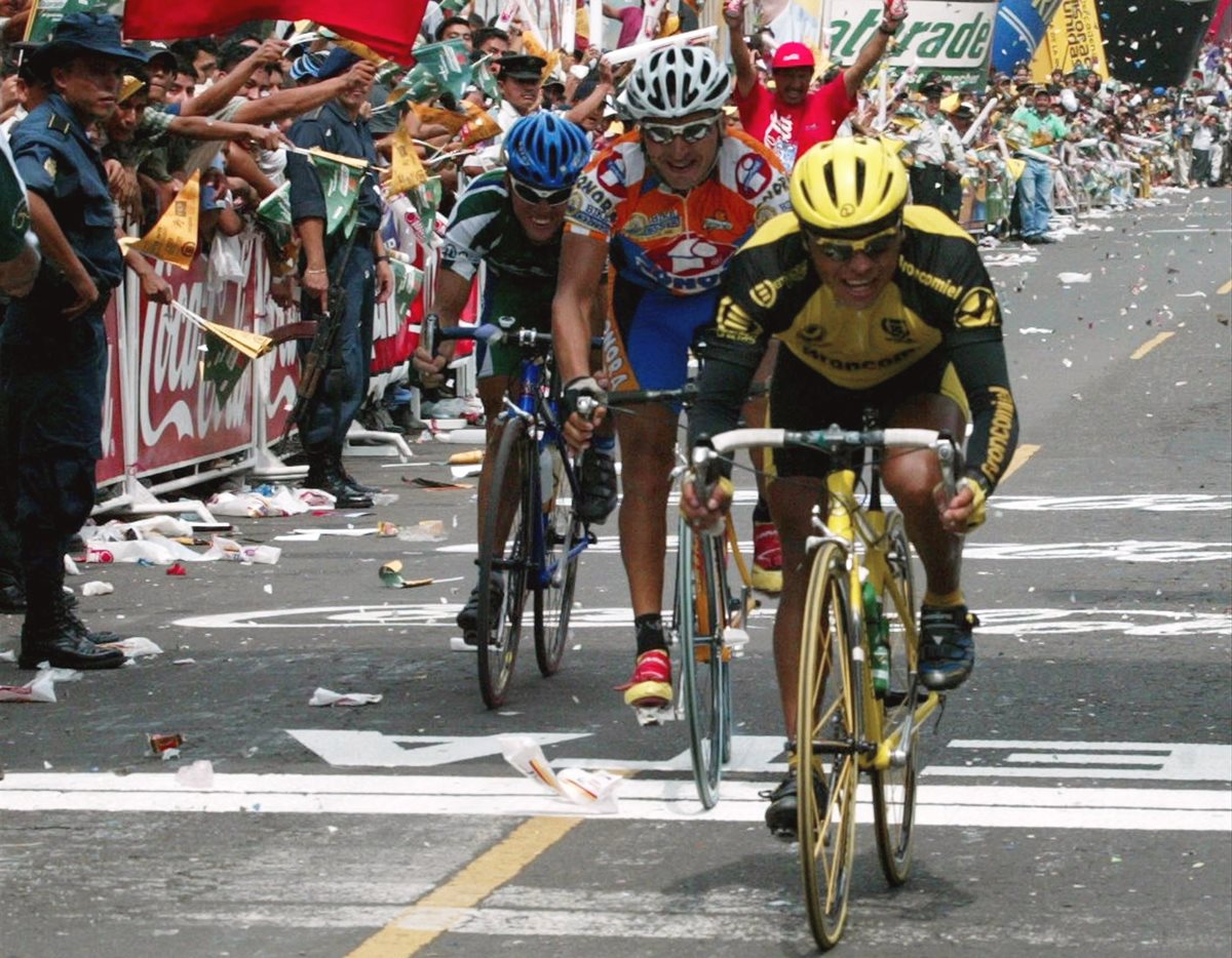 El ciclista nacional se inició en el deporte en 1997, y participó en varios eventos nacionales e internacionales. (Foto Prensa Libre: Hemeroteca PL)