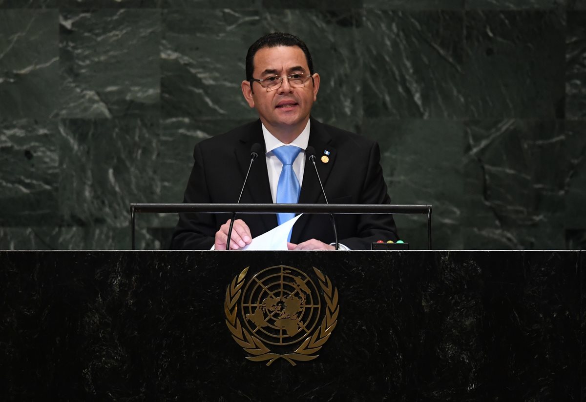 El presidente Jimmy Morales, durante su discruso en la Asamblea General de la ONU, en Nueva York. (Foto Prensa Libre: AFP)