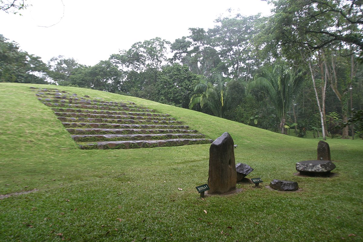 Tak'alik Ab'aj es uno de los sitios más importantes del preclásico maya. (Foto Prensa Libre: Hemeroteca PL)