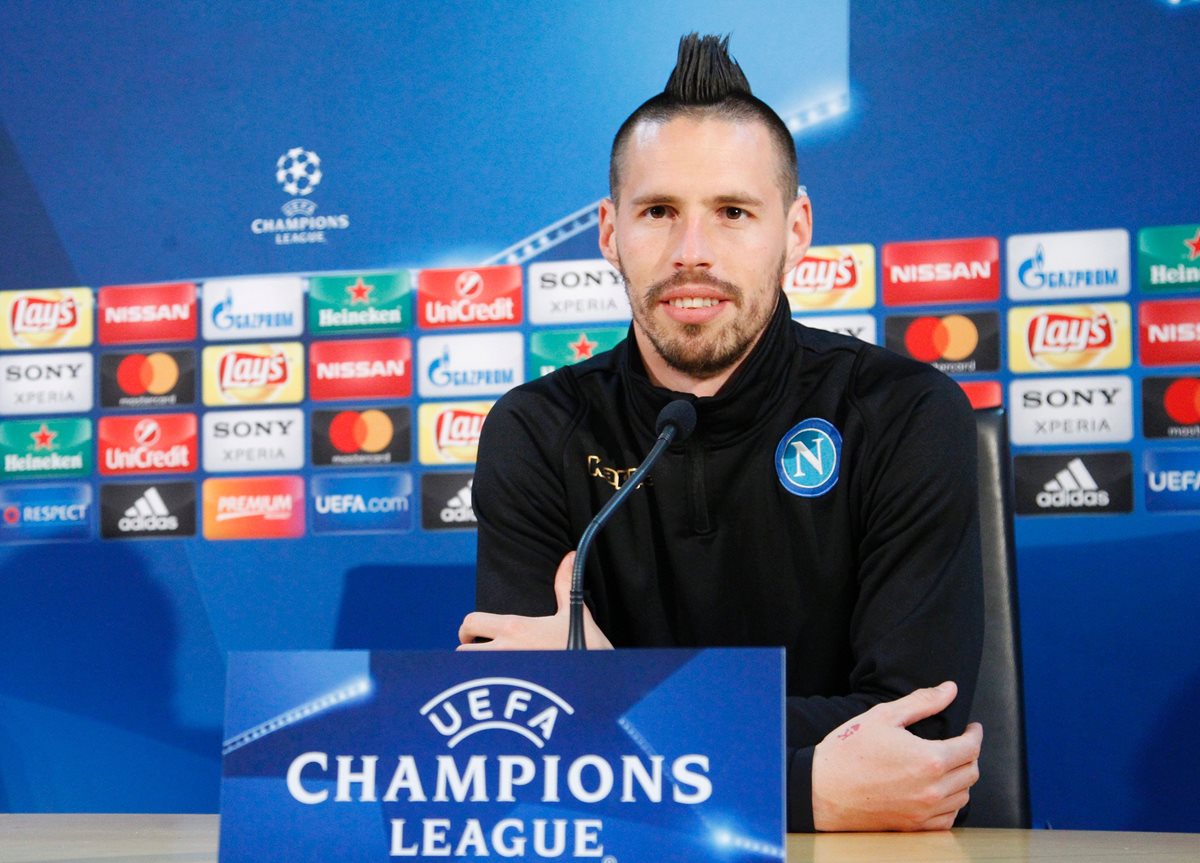 Marek Hamsik durante la conferencia de prensa previo al encuentro del martes frente al Real Madrid. (Foto Prensa Libre: AFP)