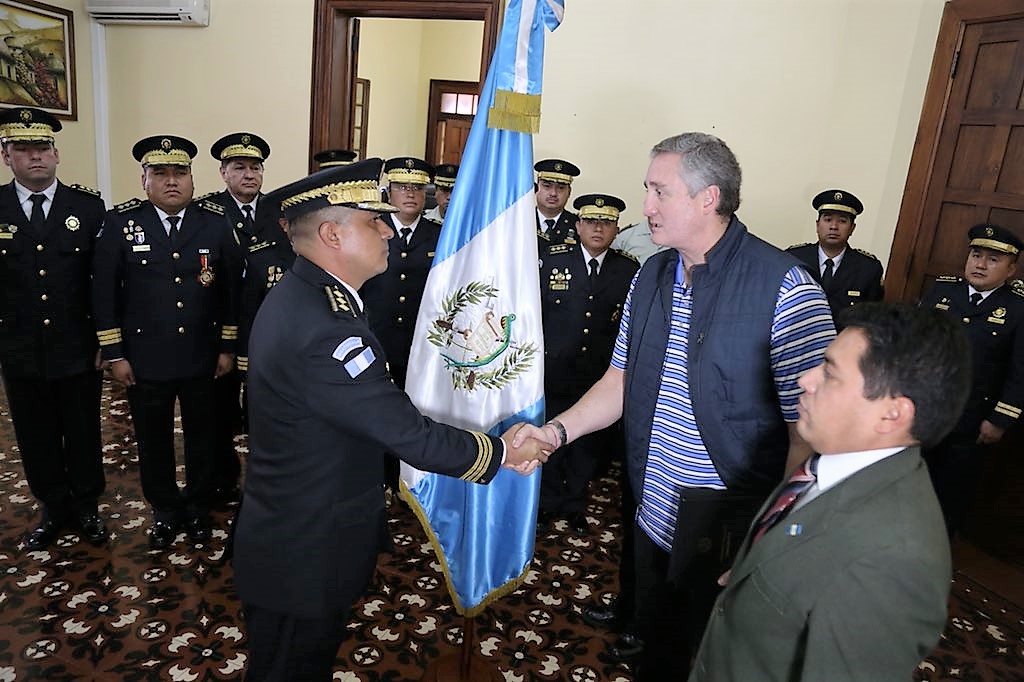 El comisario Rony Mauricio Espinoza fue nombrado director general adjunto de la PNC. (Foto Prensa Libre: Mingob)