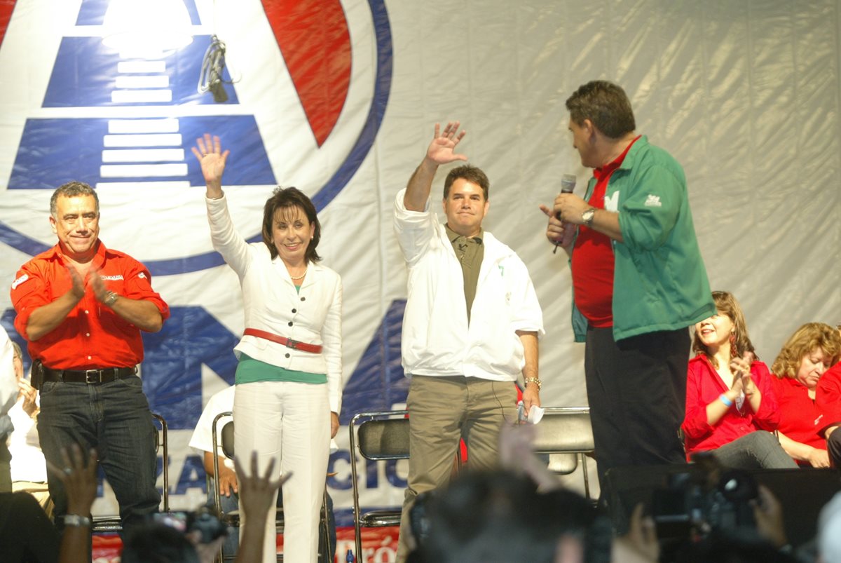 La Gran Alianza Nacional participó en coalición con la Unidad Nacional de la Esperanza en el 2011 para postular a Sandra Torres. (Foto Prensa Libre: Hemeroteca PL)