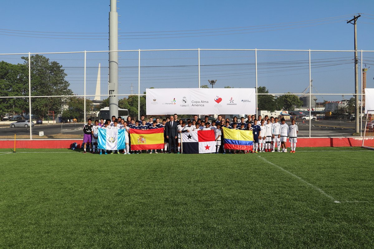 Guatemala es parte de la Copa Alma América, de la Fundación Real Madrid. (Foto Prensa Libre: Twitter @PrimeraDamaPma)