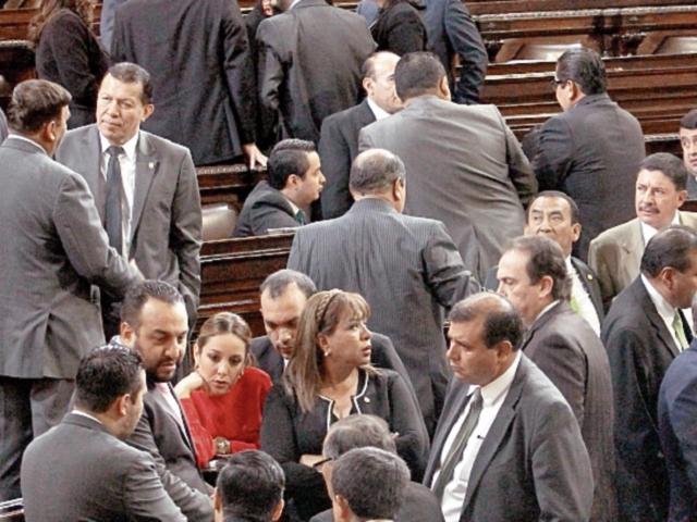 Congreso debe aprobar préstamo. (Foto Prensa Libre: Álvaro Interiano)