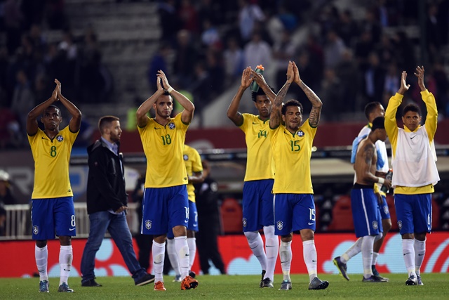 Brasil terminó con un empate en el duelo ante Argentina del viernes. (Foto Prensa Libre: EFE)