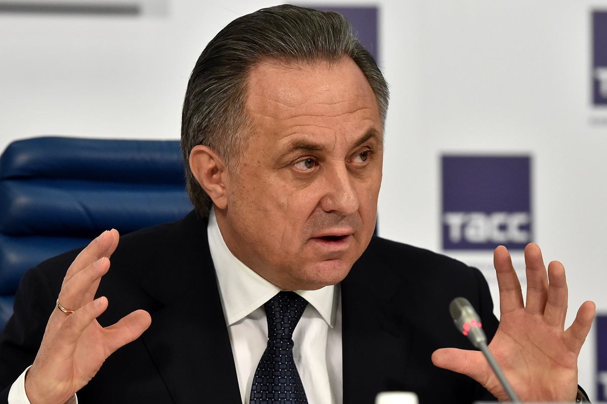 El ministro de deportes ruso Vitaly Mutko defiende a halterófilo suspendido por dopaje. (Foto Prensa Libre: AFP)