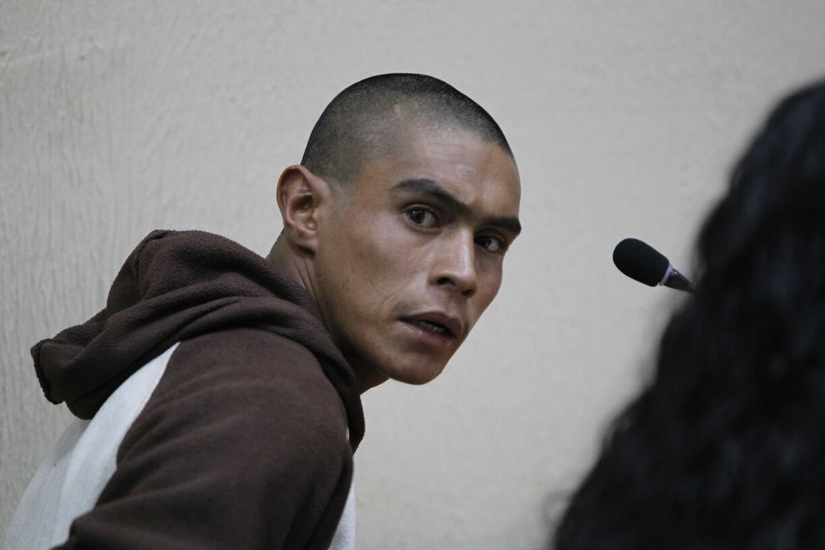 Ligan a proceso a Eddie Ochoa por los disturbios de ayer en el Paseo de La Sexta. (Foto Prensa Libre: Paulo Raquec)