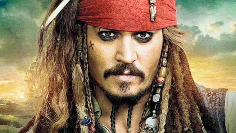 Johnny Deep ha sido el Capitán Jack Sparrow en las cinco películas de Piratas del Caribe. (Foto Prensa Libre: Hemeroteca PL)