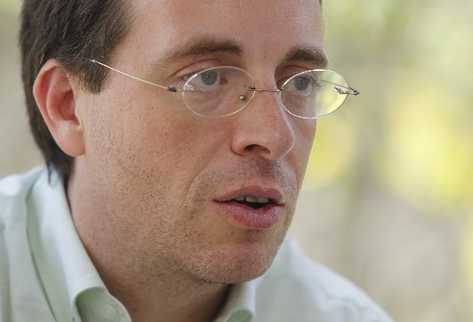 Luis Alberto García Garín Sus sueños de la infancia se han concretado en lo académico.