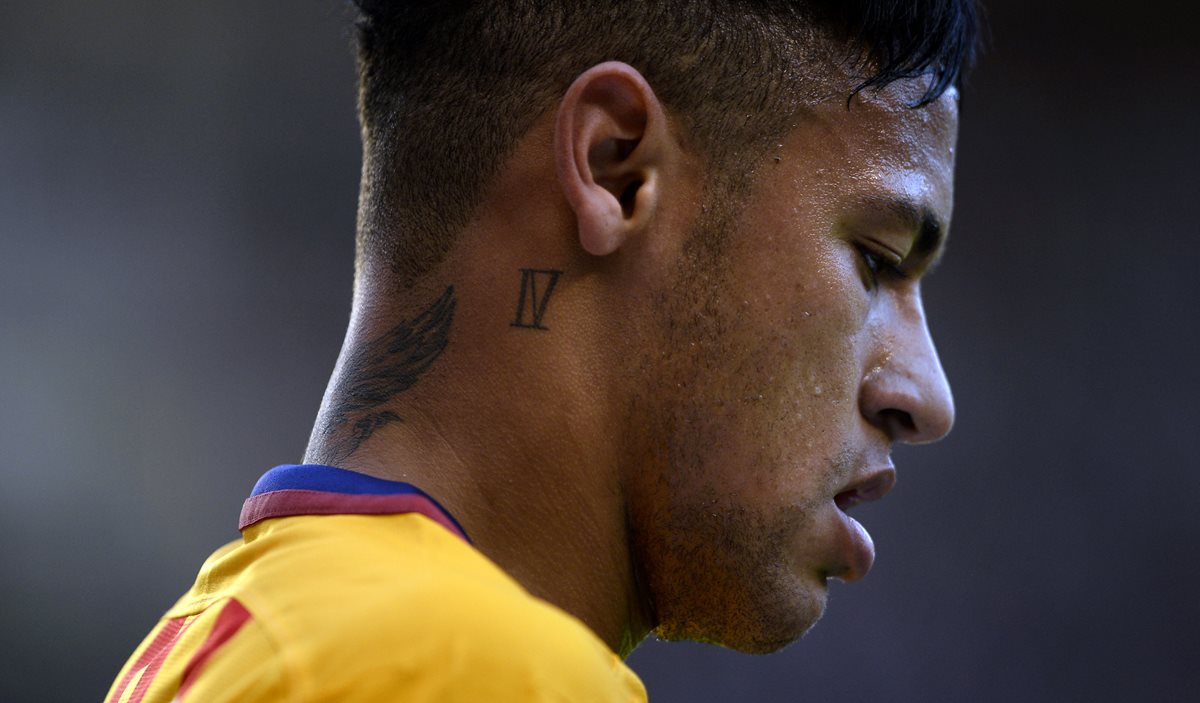 Neymar podrá disputar con la selección de Brasil los Juegos Olímpicos de Río 2016. (Foto Prensa Libre: AFP)