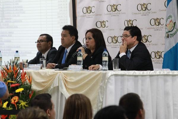 CGC da a conocer auditoría de 2013 (Foto Prensa Libre: E. Paredes)<br _mce_bogus="1"/>