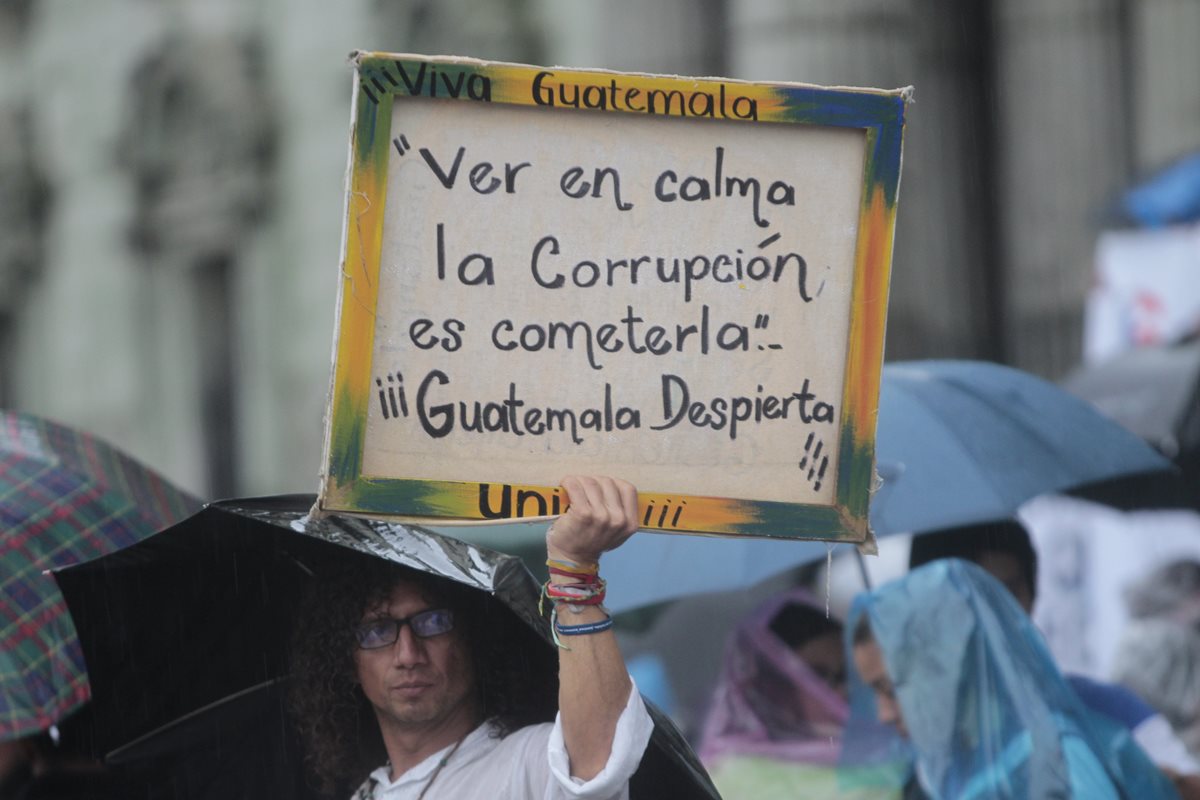 La crisis política en Guatemala ha llevado a la población a manifestar contra el sistema político. (Foto: Hemeroteca PL)