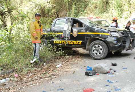 Hecho se registró en la cuesta de Las Cañas, en el cruce a la aldea San Juan Gascón de Antigua Guatemala. (Foto Prensa Libre: Miguel López)