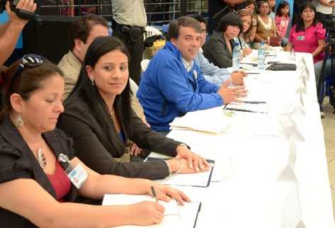 Edwin Escobar, alcalde de Villa Nueva, impulsa campaña.