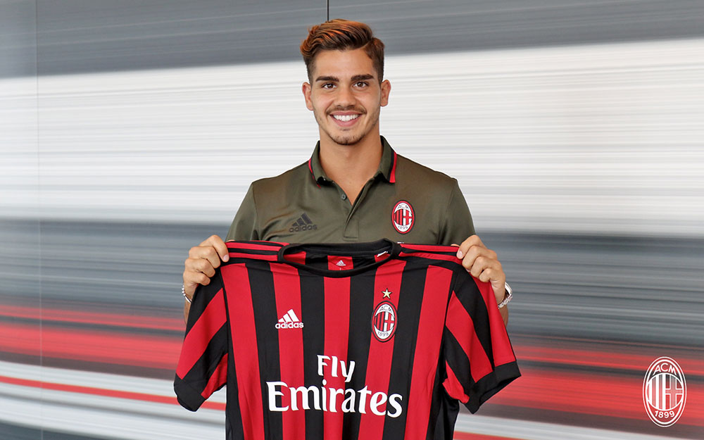 El portugués Andre Silva es uno de los nuevos fichajes del Milán. (Foto Prensa Libre).