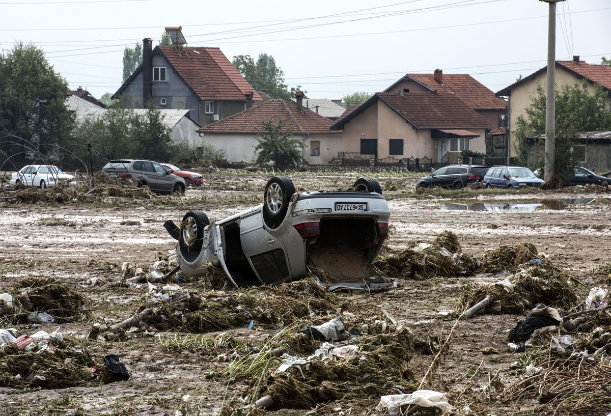 Skopje, capital de Macedonia, fue golpeada por una tempestad que dejó 21 muertos. (Foto Prensa Libre: AFP)