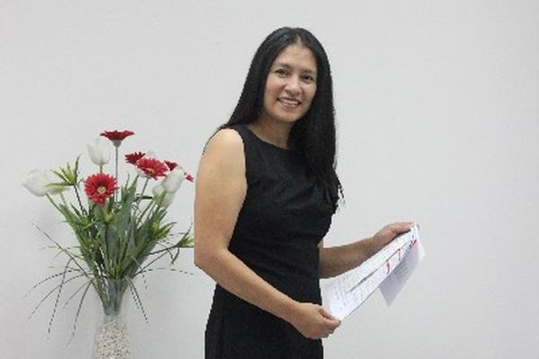 DAYRÍN SOTO explica que para  recomendar un perfil  se evalúa el formulario, luego viene una entrevista y, finalmente, una prueba de polígrafo.