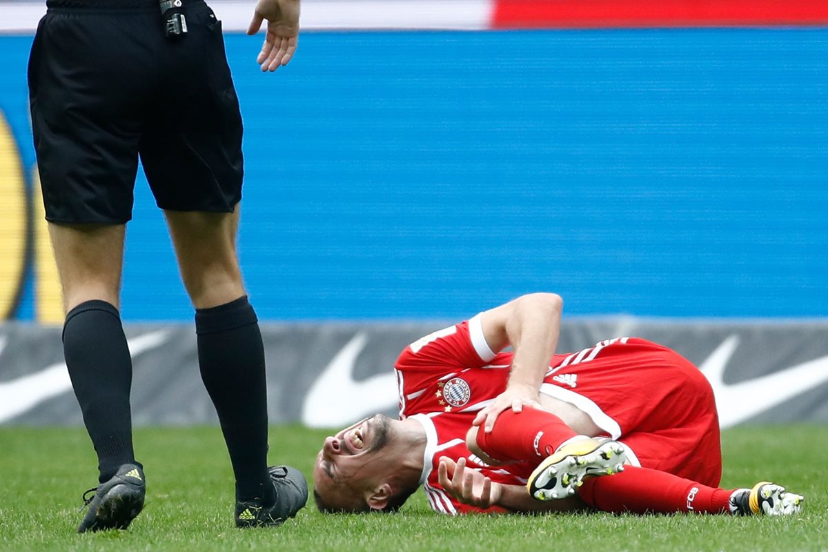 El mediocampista Frank Ribery sufrió una lesión en el partido frente al Hertha de Berlín. (Foto Prensa Libre: AFP)