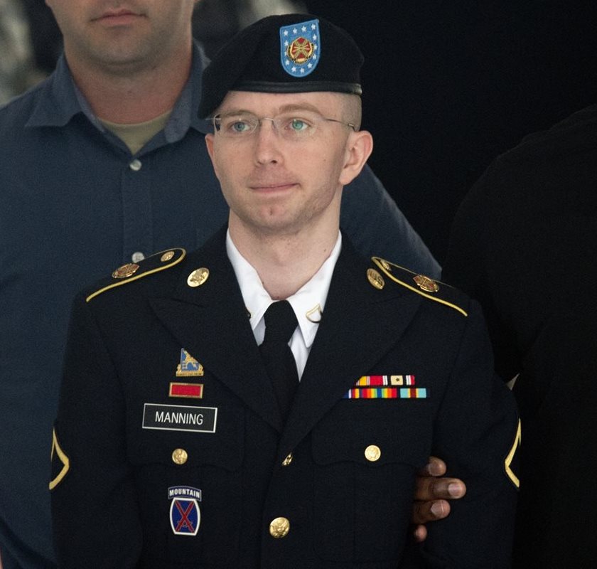 Chelsea Manning recibió el perdón del presidente de EE. UU., Barack Obama. (Foto Prensa Libre: AFP).