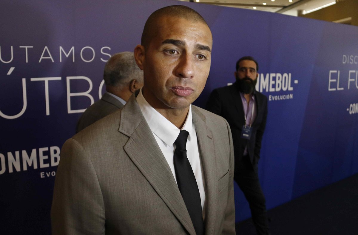 David Trezeguet confía en que la Juventus pueda ganar la Champions League. (Foto Prensa Libre: EFE)