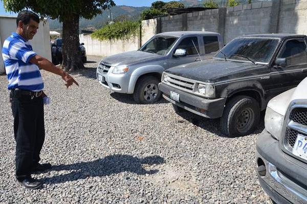 Personal de la minera muestra área donde estalló la granada. (Foto Prensa Libre: Oswaldo Cardona)<br _mce_bogus="1"/>
