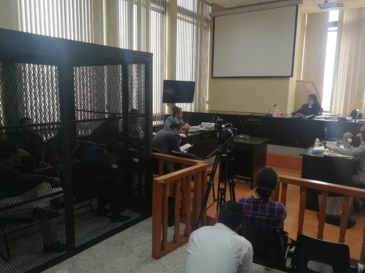 Una serie de sesiones de interceptación telefónicas podría en evidencia la conspiración de “Los Huistas” (Foto Prensa Libre: Juan Diego González)