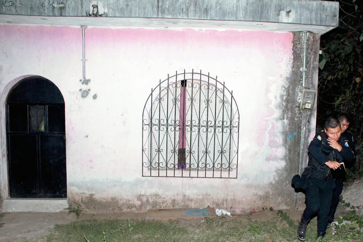 Vivienda en la zona 5 de la cabecera de Retalhuleu, donde fue rescatada una niña de ocho años. (Foto Prensa Libre: Rolando Miranda)