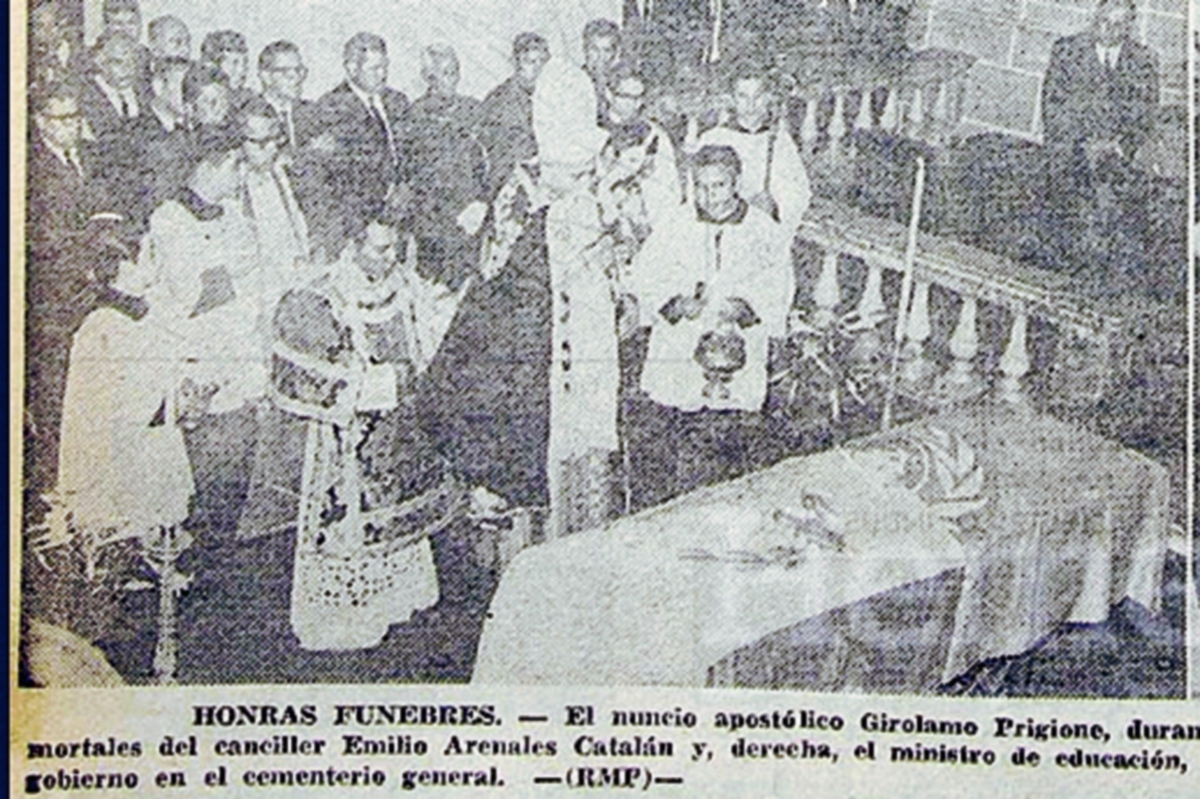 Honras fúnebres a Arenales Catalán, el 19 de abril de 1969 (Foto: Hemeroteca PL)