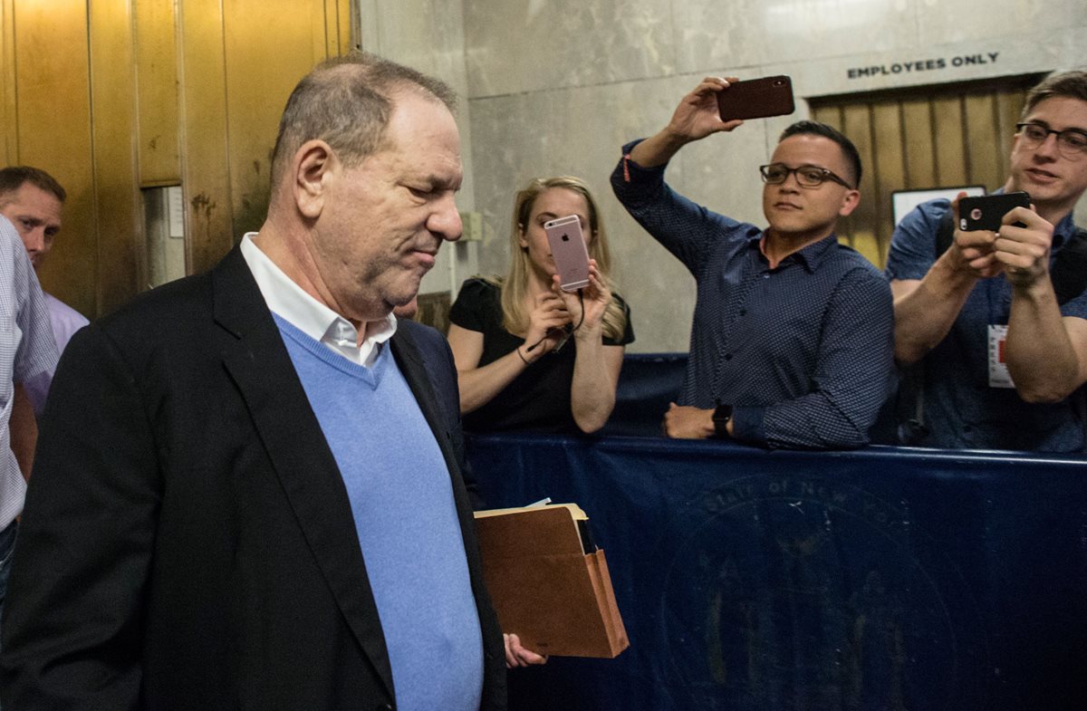 Harvey Weinstein, en el juzgado criminal de Manhattan, en Nueva York (Foto Prensa Libre: AFP).