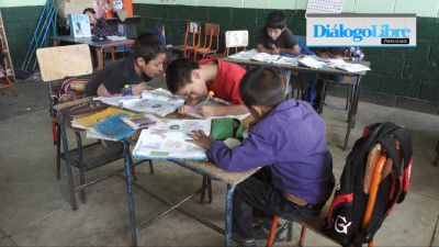 El ciclo escolar esta por culminar en medio de varias carencias aseguran docentes( Foto Prensa Libre: Hemeroteca PL)