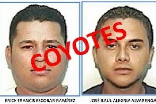 José Raúl Alegría y Erick Francisco Escobar porcesados por el delito de trafico ilegal de personas y por haber guiar a seis de los 14 inmigrantes salvadoreños que murieron en la masacre de Tamaulipas, México. (ARCHIVO).