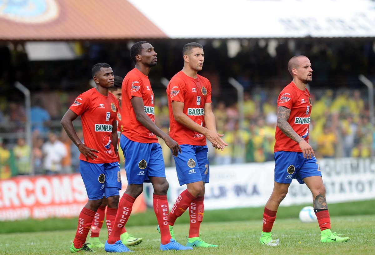 El defensor guatemalteco Jefrey Payeras podría convertirse en un nuevo legionario. (Foto Prensa Libre: Hemeroteca PL)