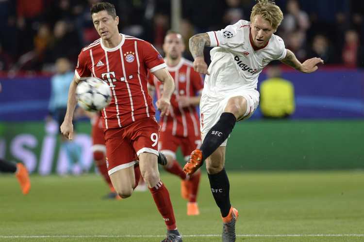 El Sevilla no aprovecho la localía y tendrá que buscar la clasificación a semifinales en Múnich. (Foto prensa Libre: AFP)