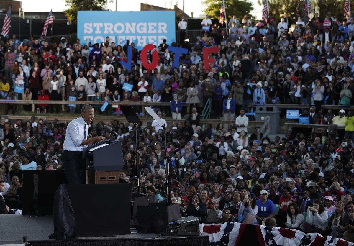 El presidente Barack Obama habla durante el acto de campaña en Carolina del Norte. (Foto Prensa Libre: AP).