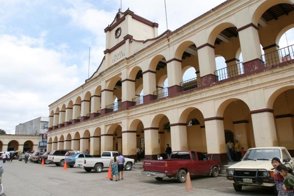 Municipalidad de San Juan Sacatepéquez.  (Foto Prensa Libre: Archivo)