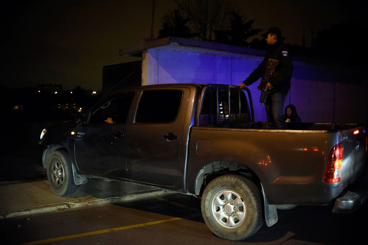 Javier Duarte, exgobernador de Veracruz, México,  fue trasladado a la capital y recluido en la prisión del Cuartel Matamoros. (Foto, Prensa Libre: AP).