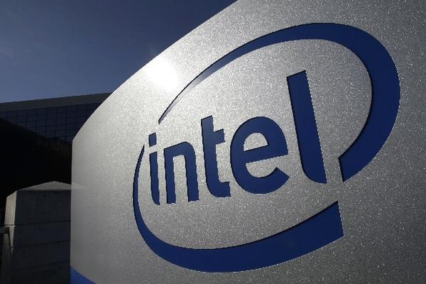 Intel refirió ayer que para evitar riesgos aceptó el arreglo, pero aclaró que no existen irregularidades. (Foto Prensa Libre: AP)