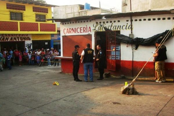 Propietario de carnicería cercana al Mercado Municipal de Chiquimulilla fue asesinado por varios impactos de bala.