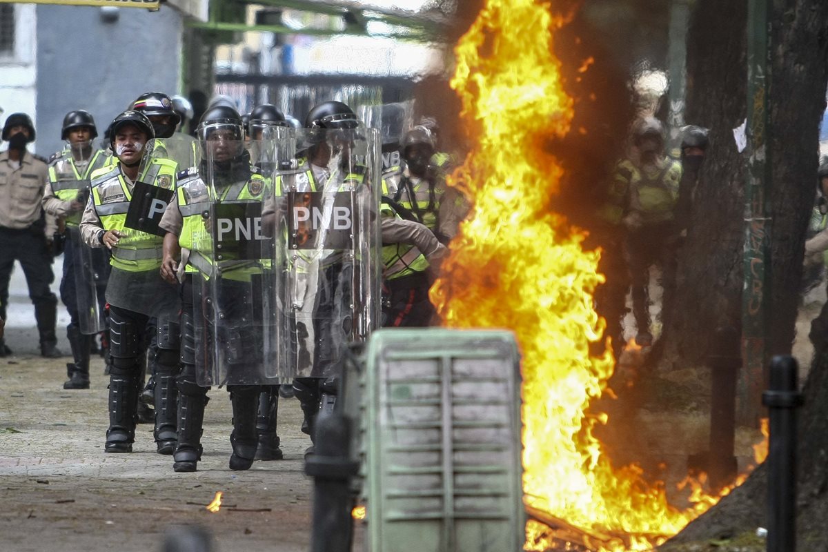 La manifestación de opositores fue reprimida por las fuerzas de seguridad.