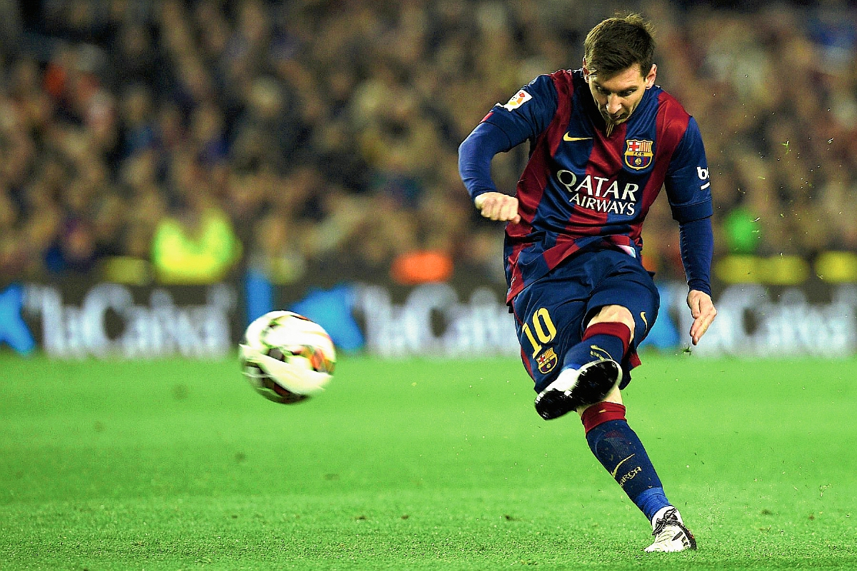 Messi fue elegido mejor delantero de las ligas europeas. (Foto Prensa Libre: AFP).