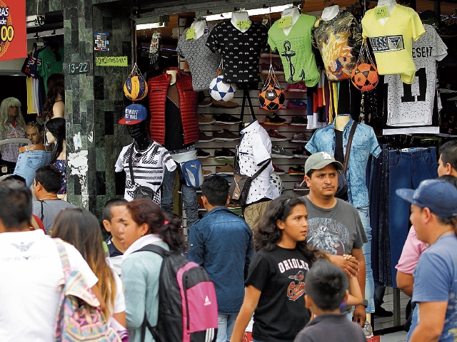 El desempeño de la economía se mantendrá similar al año anterior, según empresarios.