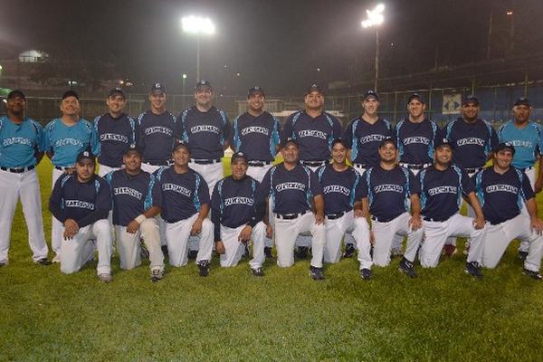 Este viernes inicia, en los diamantes de softbol de Vista Hermosa, el Torneo Centroamericano masculino de softbol. (Foto Prensa Libre: cortesía Asosoftbol)