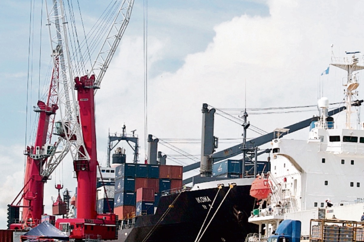 Datos Del Banguat registran que las exportaciones subieron 2.6% a agosto pasado. (FOTO PRENSA LIBRE:OSCAR ESTRADA)