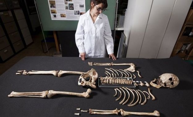 El esqueleto del "hombre de Cheddar" fue encontrado hace más de un siglo en gran estado de conservación. EPA